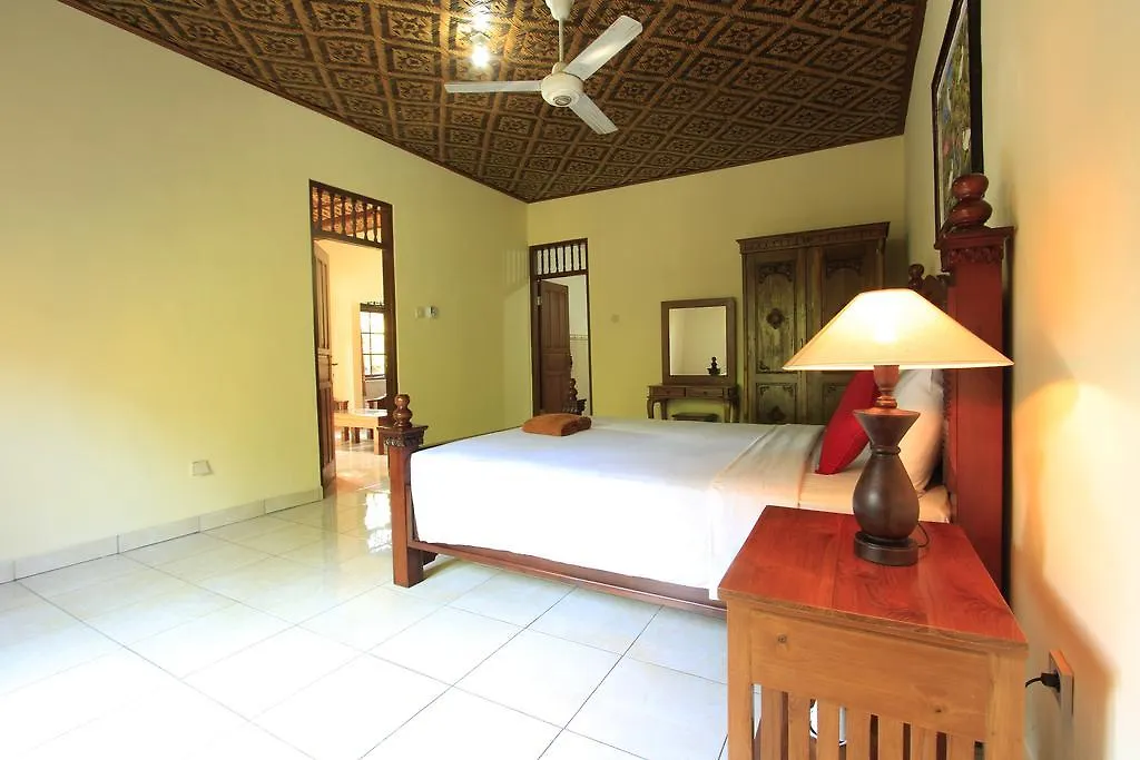 Pensión Hotel Gusti Kaler House Ubud Indonesia